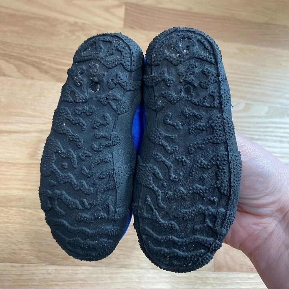 Blue Swim Shoes Sz 5 6 Boys Baby Toddler Water